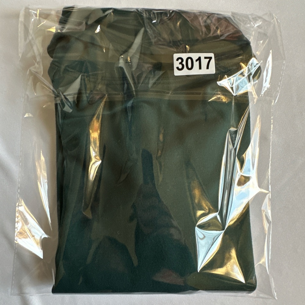 L.L. Bean Dark Green Supima Cotton Women’s Dark Green Turtleneck Top - Picture 10 of 13